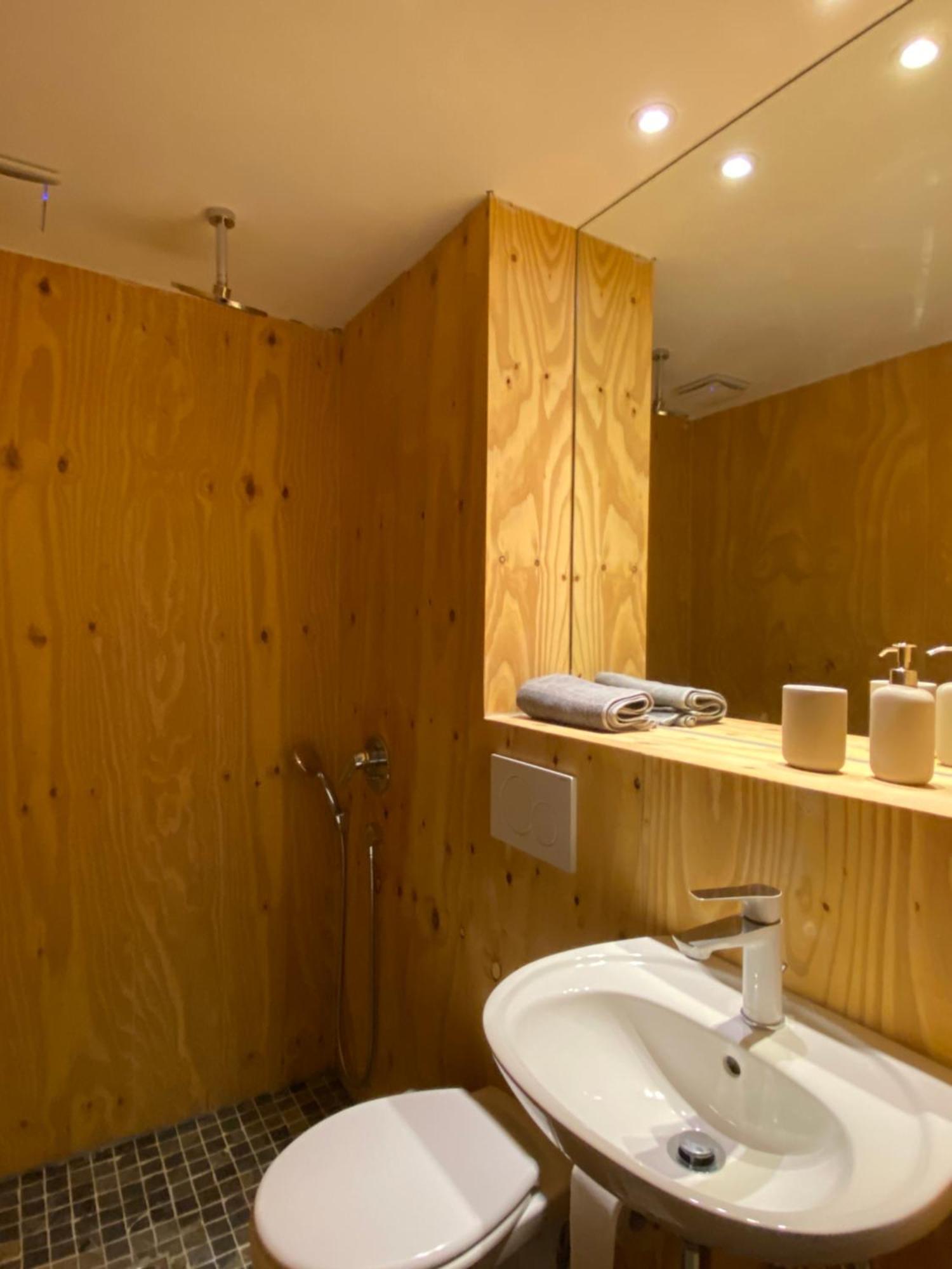 W&G Hotel Кёльн Экстерьер фото